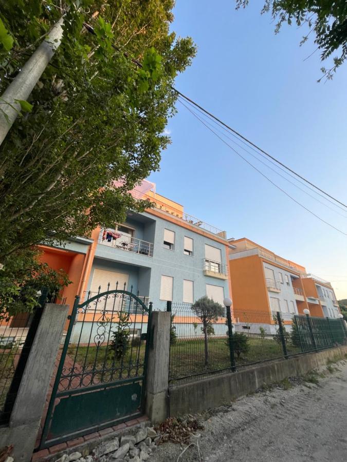 Emma'S Apartments Tirana Bagian luar foto